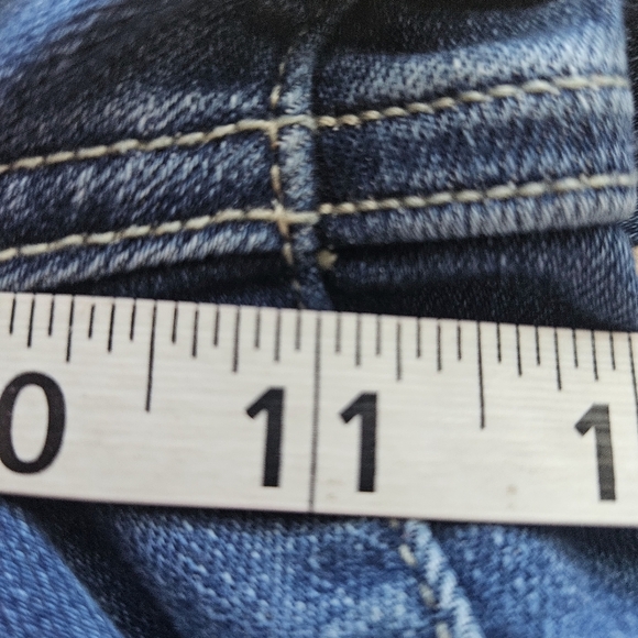 Judy Blue Jeans Women's 7/28 Blue Straight Fit Release Hem Wiskered - Picture 11 of 13